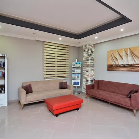 Rose Garden Aparthotel 2*