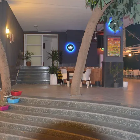 Rose Garden Апарт-отель 3*