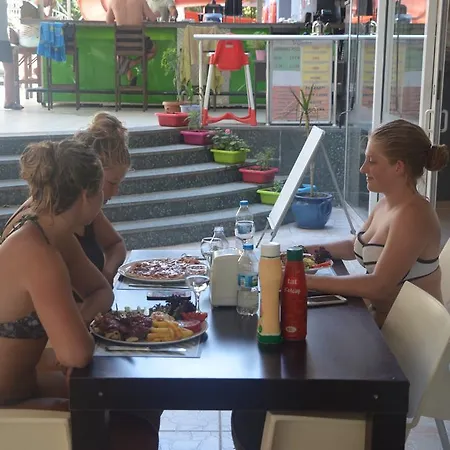 Aparthotel Rose Garden Alanya